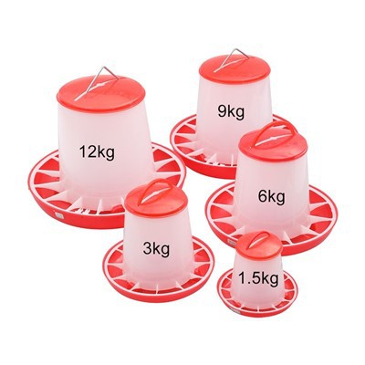 लटकता हुआ प्लास्टिक पोल्ट्री फीडर